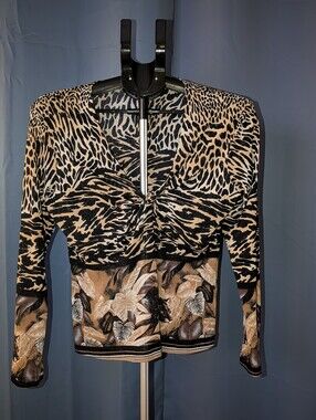 Vintahe Twist-Front Long Sleeve Top